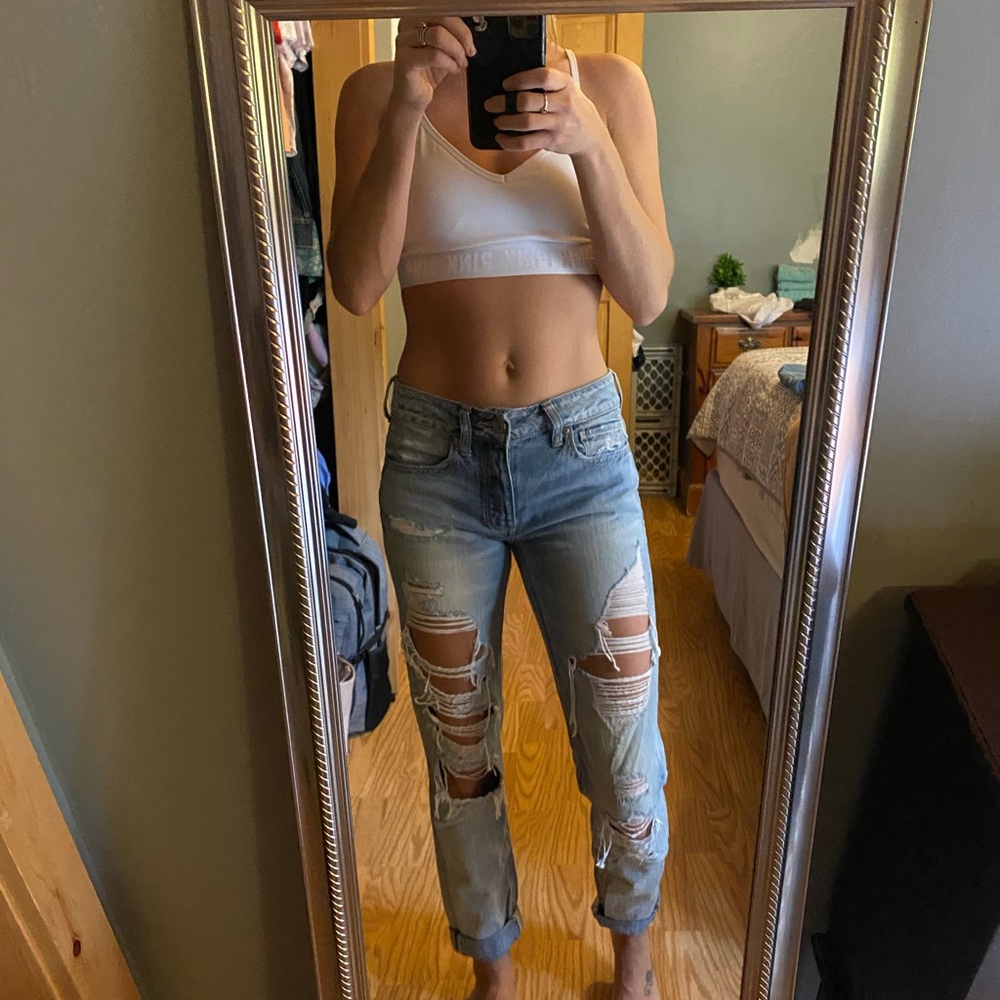 American Eagle Tomgirl Jeans